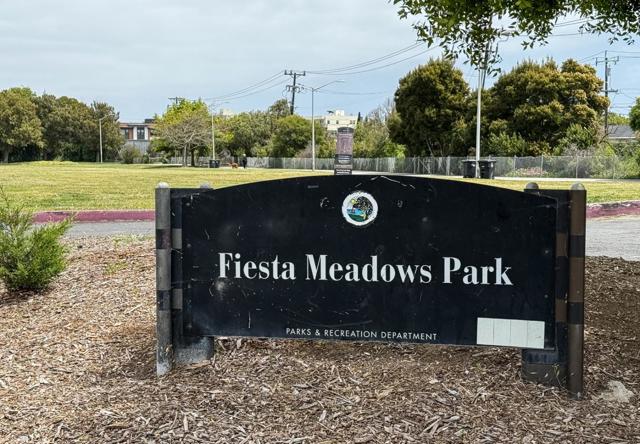 561 Fiesta Drive, San Mateo CA: https://media.crmls.org/mediaz/f097c98c-8edf-4b61-b2dd-c9be3b9ce442.jpg