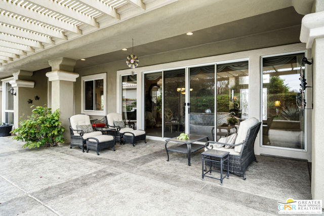 35707 Stonebriar Drive, Palm Desert CA: https://media.crmls.org/mediaz/f098891d-2ed6-446e-94a1-e6d2df4d4aa6.jpg