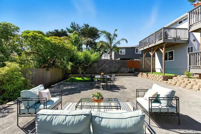 730 Sierra Street, Moss Beach CA: https://media.crmls.org/mediaz/f0998b68-26dc-44e5-9e5f-091e33184b67.jpg
