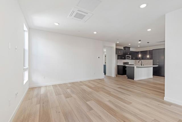 6677 Optimum Loop, San Jose CA: https://media.crmls.org/mediaz/f09a5df4-07b6-4da2-a088-6ae5ed039fb1.jpg