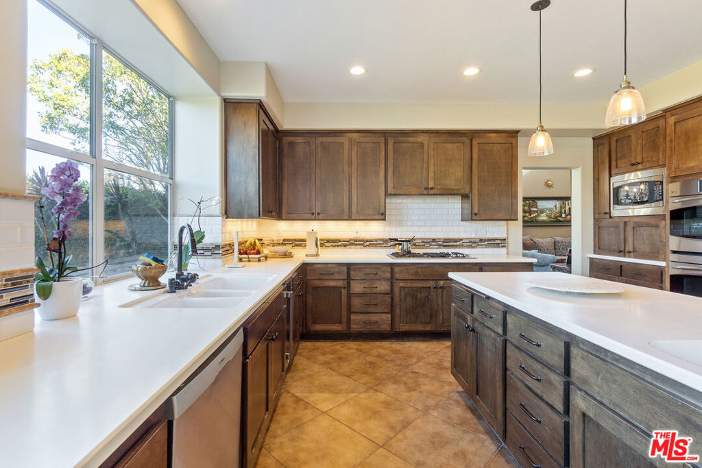 MLS #25541531 image #5