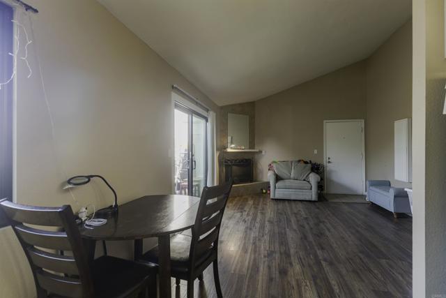 Detail Gallery Image 6 of 19 For 12650 Lakeshore Dr #160,  Lakeside,  CA 92040 - 2 Beds | 2 Baths