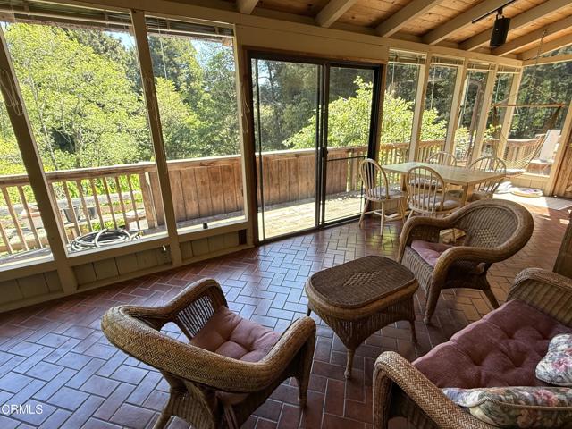 32691 Pearl Drive, Fort Bragg CA: https://media.crmls.org/mediaz/f09c8a9b-7e6d-4064-ba17-4988aceb231a.jpg