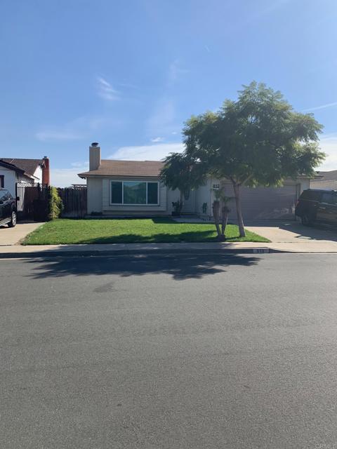 Detail Gallery Image 3 of 10 For 813 Reef, San Diego,  CA 92154 - 4 Beds | 2 Baths