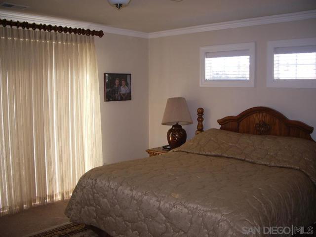 3012 Rosecrans St, San Diego CA: https://media.crmls.org/mediaz/f09f4d0e-f13b-42b1-8f11-1c40881f56c8.jpg