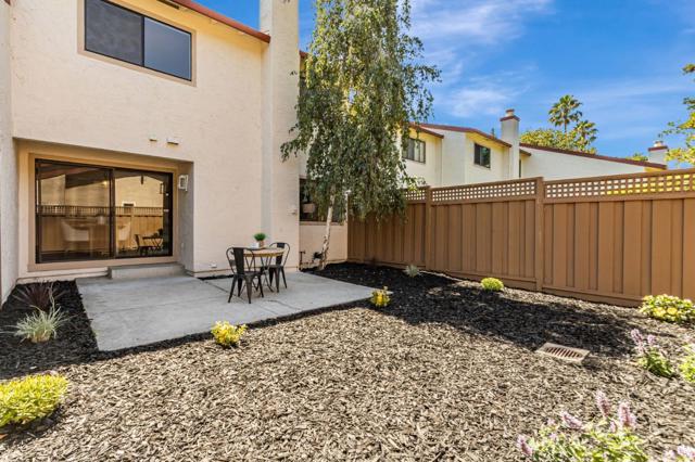 2105 Rancho McCormick Boulevard, Santa Clara CA: https://media.crmls.org/mediaz/f09f8140-f214-470b-819e-21ce2a46b417.jpg