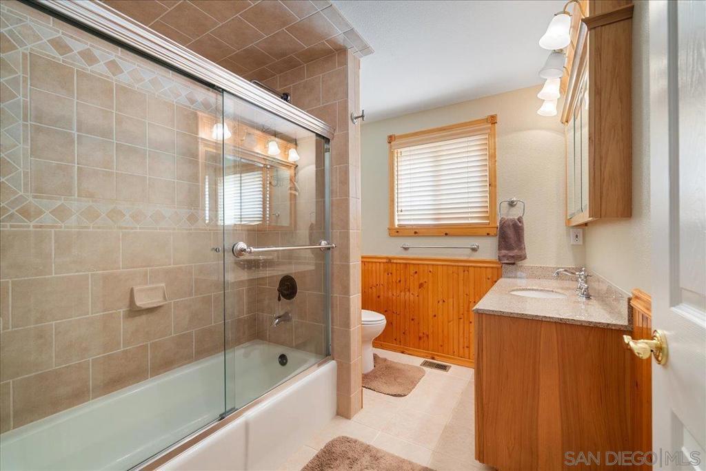 MLS #250040363SD image #20