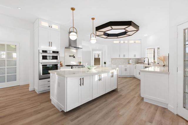Detail Gallery Image 25 of 68 For 1248 via Christina, Vista,  CA 92084 - 4 Beds | 3 Baths