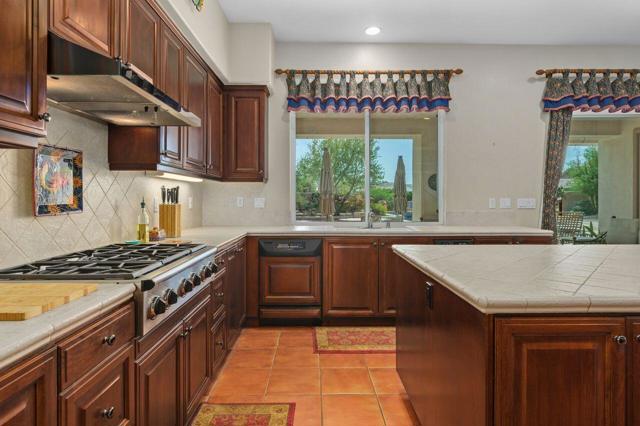 50 Oakmont Drive, Rancho Mirage, CA 92270