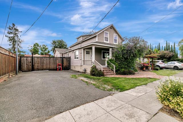 351 S 23rd Street, San Jose CA: https://media.crmls.org/mediaz/f0a2ec4f-9e5f-4232-b10f-3e0016062292.jpg