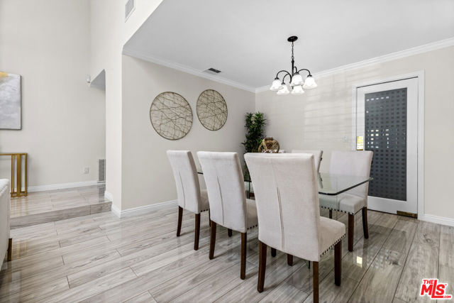 8557 Norwich Avenue, North Hills CA: https://media.crmls.org/mediaz/f0a309bd-e6b3-4111-99c8-da0a3af89838.jpg