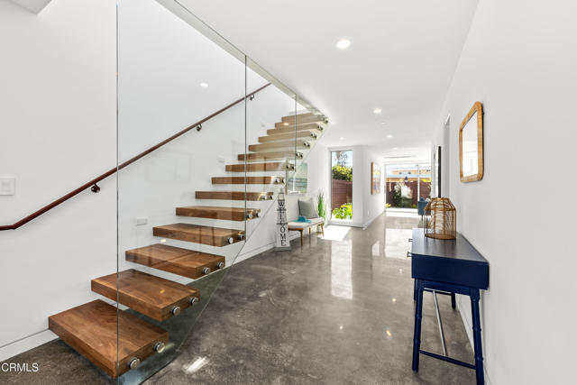 Detail Gallery Image 7 of 63 For 1238 Devon Ln, Ventura,  CA 93001 - 4 Beds | 4/1 Baths