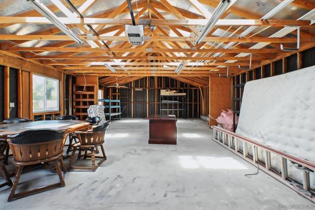 1830 Lisa Terrace, El Cajon CA: https://media.crmls.org/mediaz/f0a4b9b3-6673-49d2-b425-e257347eeeef.jpg