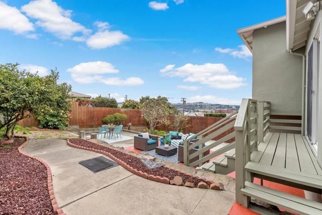 18 Garwood Drive, Daly City CA: https://media.crmls.org/mediaz/f0a55de1-ebce-4264-b8ee-e2bfc204f6b5.jpg