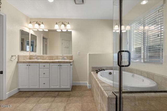 908 Valerie Lane, Tehachapi CA: https://media.crmls.org/mediaz/f0a588cb-acae-4165-bc13-d8aecc31f2b6.jpg