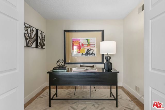 10751 Wilshire Boulevard, Los Angeles CA: https://media.crmls.org/mediaz/f0a5c65e-3e32-430f-a80d-129ebc2f402d.jpg