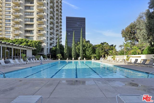 2160 Century Park East, Los Angeles CA: https://media.crmls.org/mediaz/f0a612f1-f542-42b2-a231-29f5f01e9db4.jpg