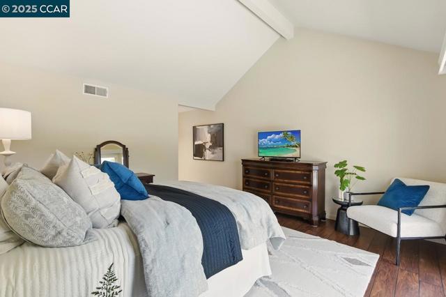 624 Doral Dr, Danville CA: https://media.crmls.org/mediaz/f0a69baf-97a1-4869-821e-14fff154402a.jpg