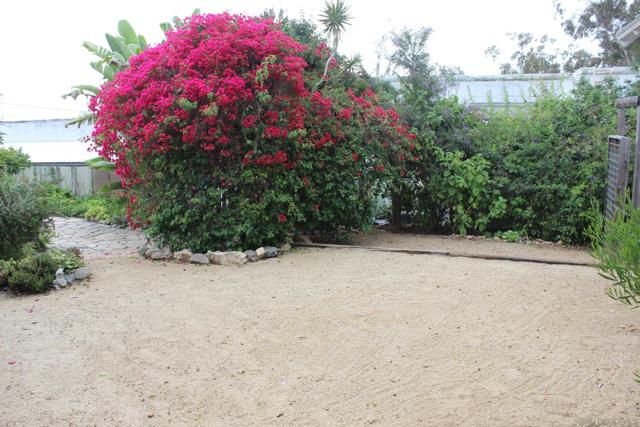 1035 Edgemont Place, San Diego CA: https://media.crmls.org/mediaz/f0a7d6e5-01c0-4d99-8201-10520f74ef65.jpg