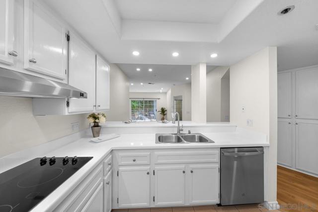 3405 Florida Street, San Diego CA: https://media.crmls.org/mediaz/f0a9047a-f4c0-455c-ac8a-02788c99c3e0.jpg