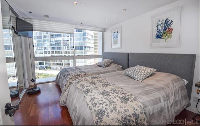 Image 14 of 36 For 1810 Avenida Del Mundo  Unit #503