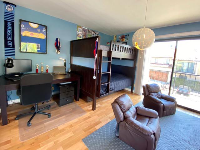 1119 Royal Lane, San Carlos CA: https://media.crmls.org/mediaz/f0a9e04c-7f71-4503-b1f5-b17e8928bd5e.jpg