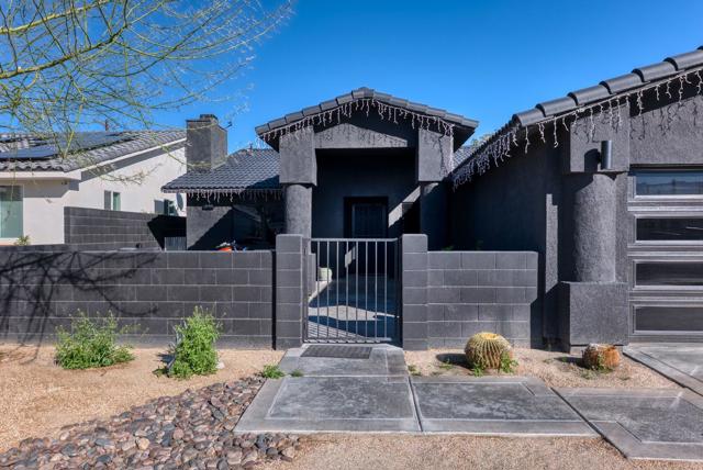 30426 Avenida Del Padre, Cathedral City CA: https://media.crmls.org/mediaz/f0a9eaf7-a63a-42c0-b5bc-4e1dfce72633.jpg