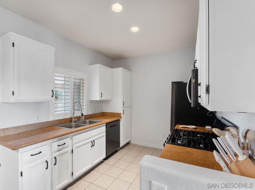 7647 Mission Gorge Rd - photo 8