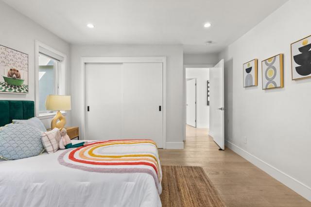 990 Rose Avenue, Mountain View CA: https://media.crmls.org/mediaz/f0ab61e8-a418-45c2-af72-80ce92de048c.jpg