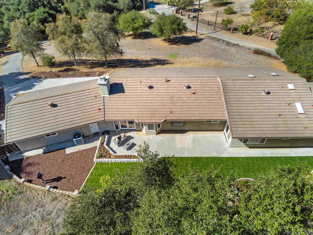 MLS #250043071SD image #24