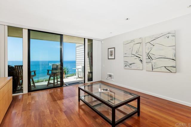 Detail Gallery Image 11 of 42 For 369 W I St, Encinitas,  CA 92024 - 2 Beds | 2/1 Baths