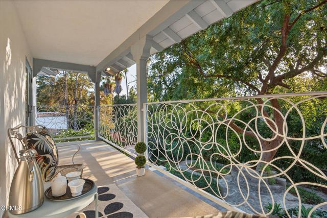 1195 Rancho Court, Ojai CA: https://media.crmls.org/mediaz/f0af1179-82bd-4142-b22e-1a34b3a18582.jpg