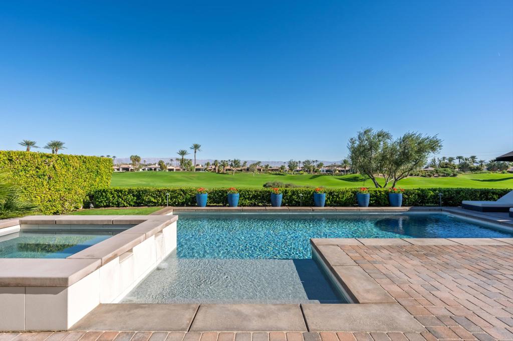 MLS #219138754DA image #2