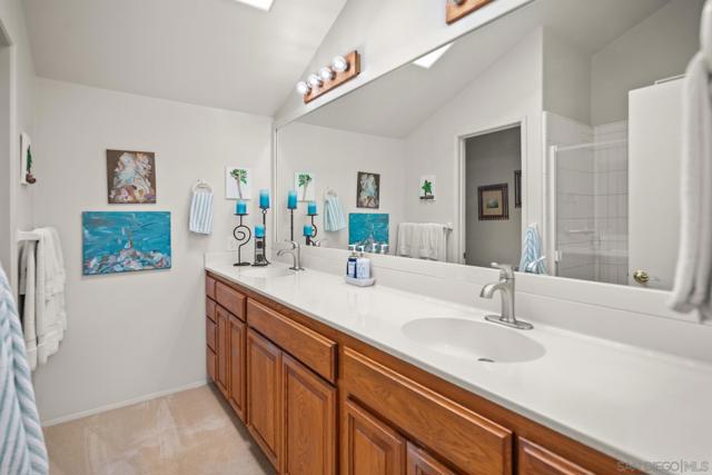 54 Half Moon Bend, Coronado CA: https://media.crmls.org/mediaz/f0b036d4-2038-4cfa-bd4f-e3b8fc805163.jpg