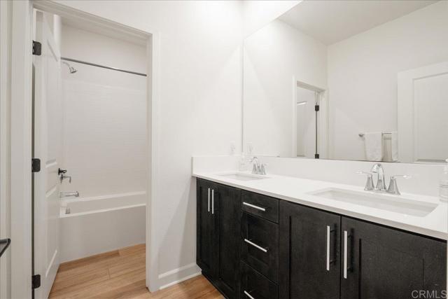 Detail Gallery Image 25 of 34 For 4366 Pacifica Way #5,  Oceanside,  CA 92056 - 4 Beds | 3/1 Baths