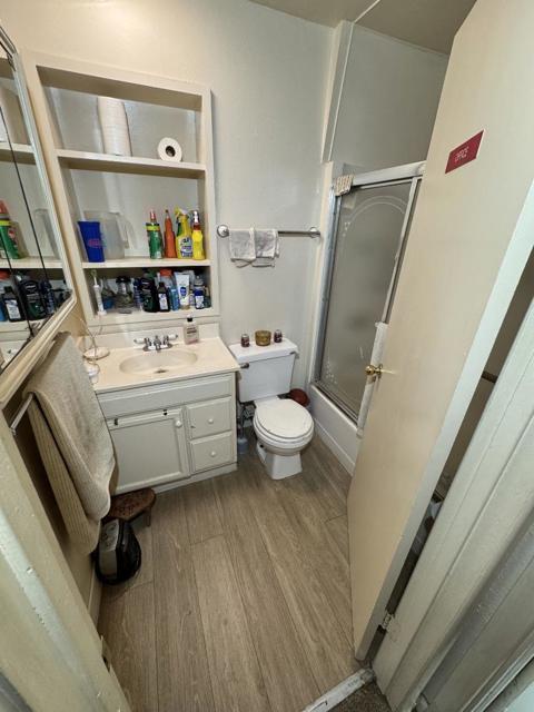 7530 Church Street, Gilroy CA: https://media.crmls.org/mediaz/f0b099ea-7a77-4391-9696-35fcb4a5beb2.jpg