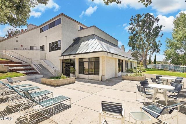 728 Island View Circle, Port Hueneme CA: https://media.crmls.org/mediaz/f0b11508-3757-4b57-895c-90721adb4b7b.jpg