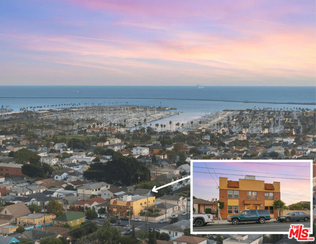 383 W 14th Street, San Pedro CA: https://media.crmls.org/mediaz/f0b22ca4-e1ca-4ae8-a0c6-472d1acc206c.jpg