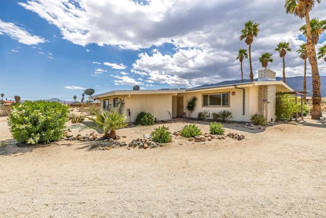 Detail Gallery Image 1 of 1 For 3291 Country Club Rd, Borrego Springs,  CA 92004 - 3 Beds | 2 Baths