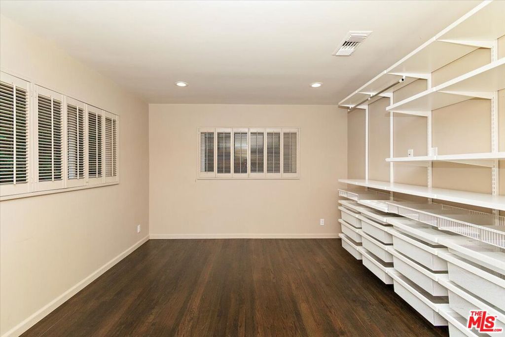 15451 Longbow DriveSherman Oaks img 48
