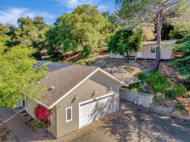 15010 Larga Vista Drive, Los Gatos CA: https://media.crmls.org/mediaz/f0b43af2-a0ba-4f62-b1e5-bbe118982527.jpg