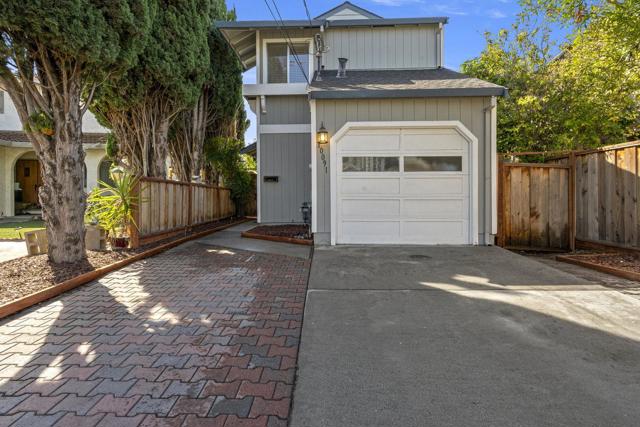 10091 Santa Clara Avenue, Cupertino CA: https://media.crmls.org/mediaz/f0b452b9-9e96-454d-bde5-50d32fd2766c.jpg