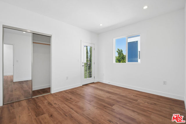 6336 Beck Avenue, 2 photo 20