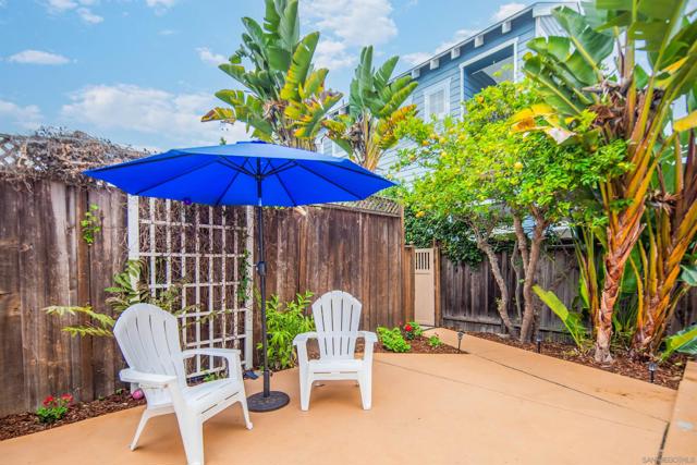 241 243 F Avenue, Coronado CA: https://media.crmls.org/mediaz/f0b5273f-b5ab-468b-9ed8-1ef2bf49394b.jpg