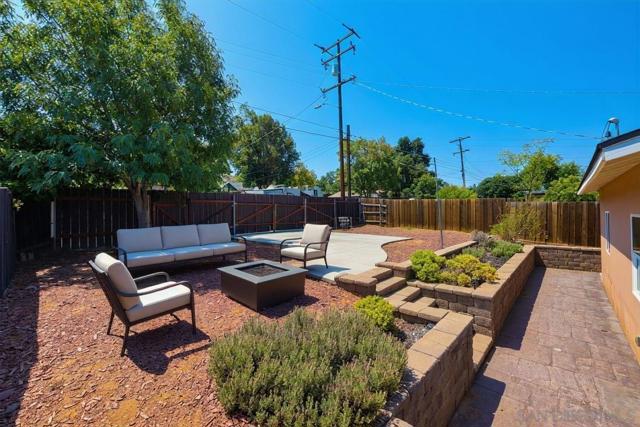 1135 E 3rd Ave, Escondido CA: https://media.crmls.org/mediaz/f0b53037-72f8-4181-a123-aee927989f08.jpg
