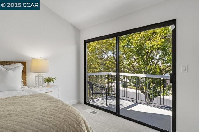 955 Camino Verde Cir, Walnut Creek CA: https://media.crmls.org/mediaz/f0b6a80d-8dda-4f5c-ba83-f80141075336.jpg