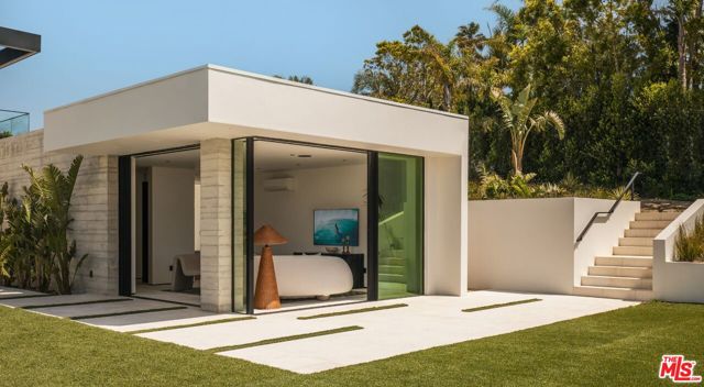 Drew Fenton | 6889 Dume Drive Malibu CA | MLS: 7427071