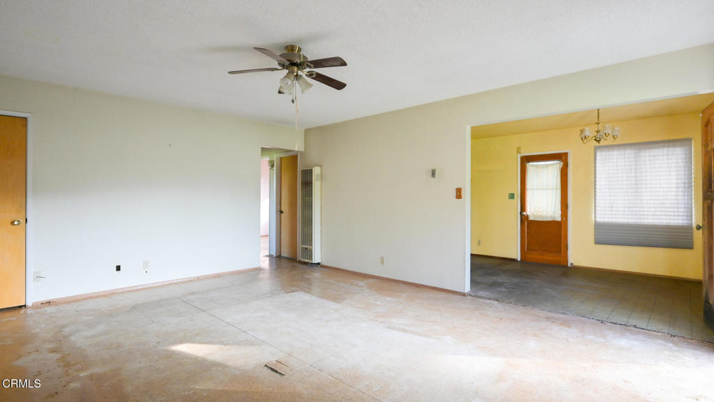 MLS #V1-33681 image #2