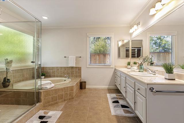 Image 22 of 31 For 3512 Whitehaven Dr