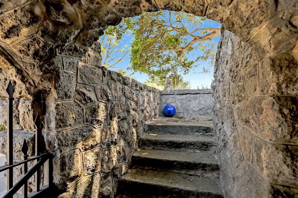 MLS #ML81886810 image #46